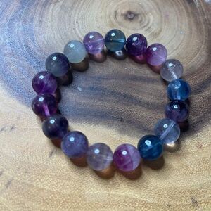 Fluorite bracelet striped layers rainbow colors stretch 13mm 7.5” natural crysta